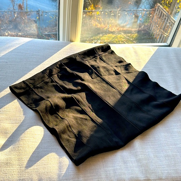 Mini jupe noir BCBGMAXAZRIA - Picture 1 of 1